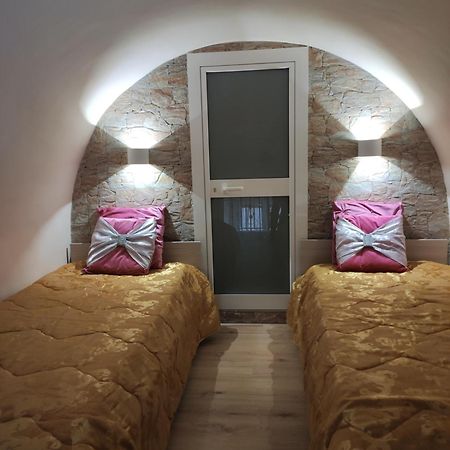 Apartament La Casa Delle Sorprese Trani Zewnętrze zdjęcie